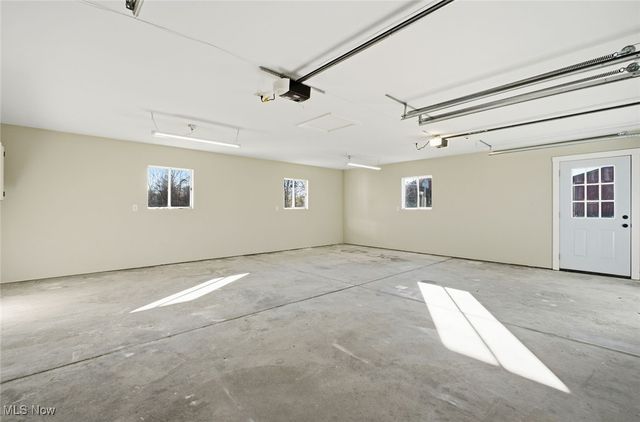 1747 E Airport Road NE, Mcconnelsville, OH 43756