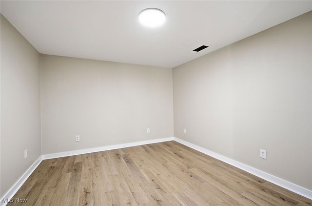 1747 E Airport Road NE, Mcconnelsville, OH 43756