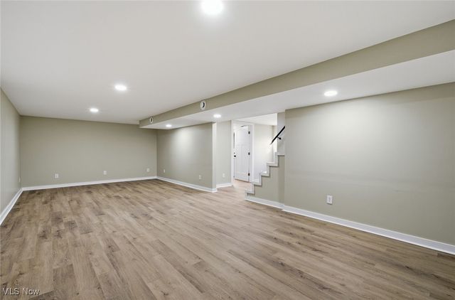 1747 E Airport Road NE, Mcconnelsville, OH 43756