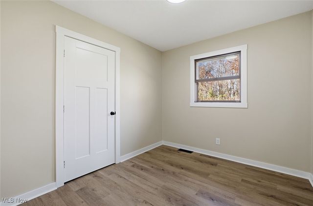 1747 E Airport Road NE, Mcconnelsville, OH 43756