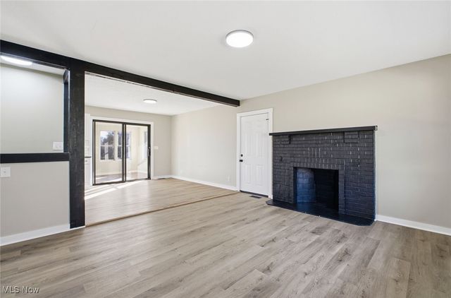 1747 E Airport Road NE, Mcconnelsville, OH 43756