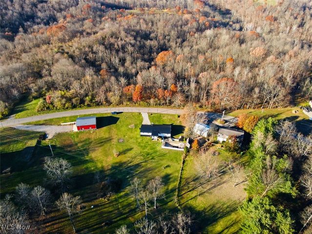 1747 E Airport Road NE, Mcconnelsville, OH 43756