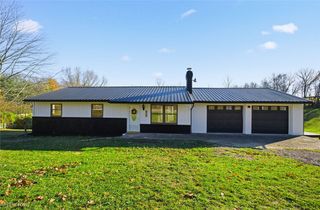1747 E Airport Road NE, Mcconnelsville, OH 43756