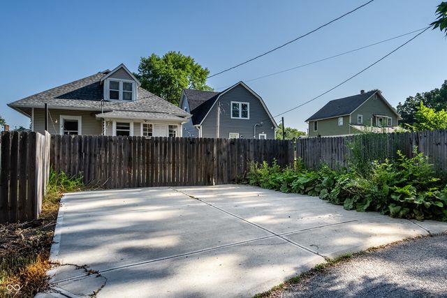 2433 Coyner Avenue, Indianapolis, IN 46218