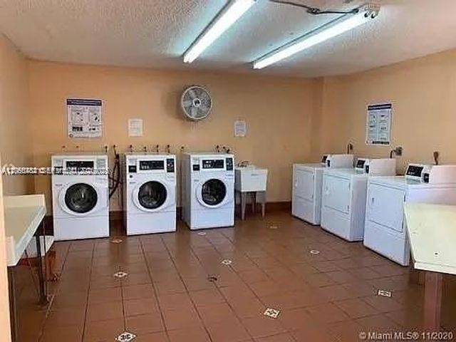 8600 SW 133rd Ave Road 423, Miami, FL 33183