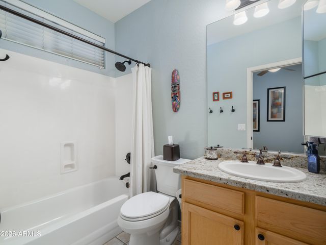 6132 W TOPEKA Drive, Glendale, AZ 85308