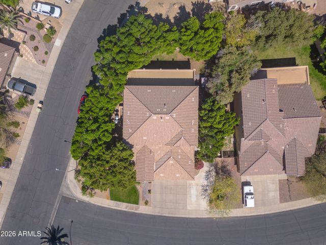 6132 W TOPEKA Drive, Glendale, AZ 85308