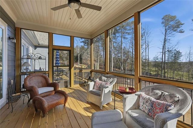 5420 Fishermans Cove, Gainesville, GA 30506