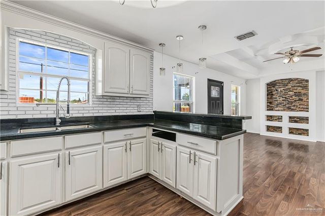 8219 Mateo Escobar Street, Monte Alto, TX 78538