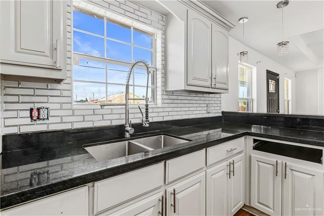 8219 Mateo Escobar Street, Monte Alto, TX 78538