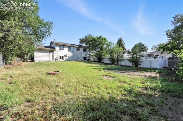 7033 Sequoyah Way, Colorado Springs, CO 80915