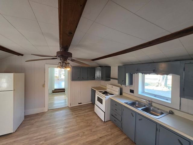 18 Brown Teal Rd, Petersburg, TN 37144