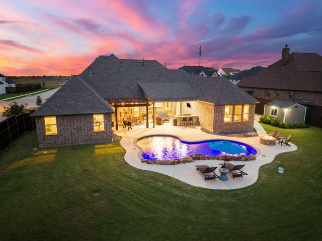 259 Broadmoor Drive, Haslet, TX 76052