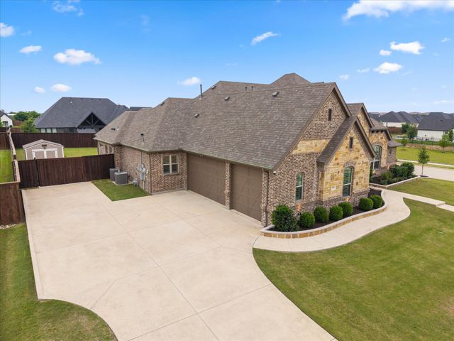 259 Broadmoor Drive, Haslet, TX 76052
