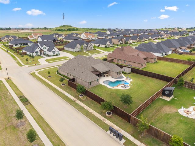 259 Broadmoor Drive, Haslet, TX 76052
