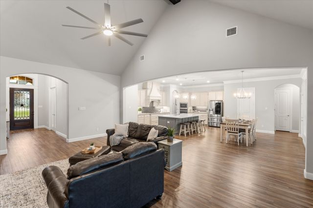 259 Broadmoor Drive, Haslet, TX 76052