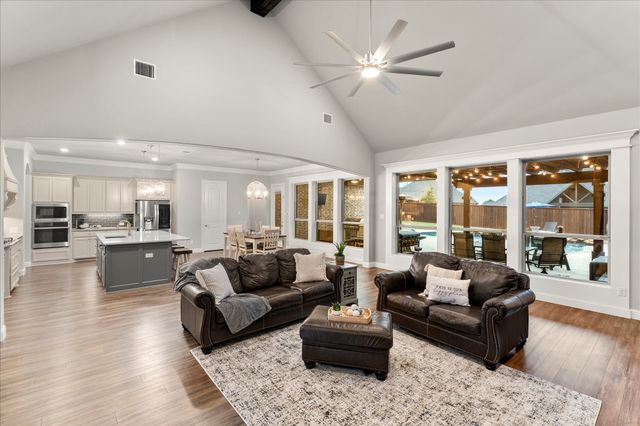 259 Broadmoor Drive, Haslet, TX 76052