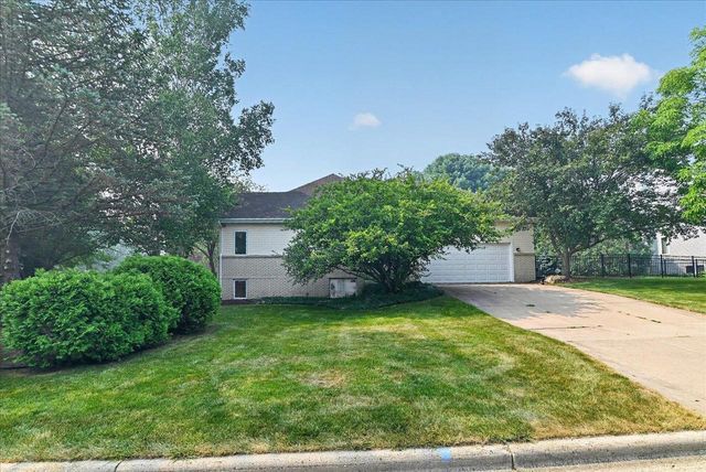 2779 Richardson Street, Fitchburg, WI 53711