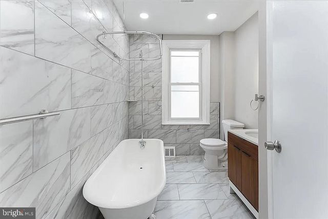 100 W SHARPNACK ST, Philadelphia, PA 19119