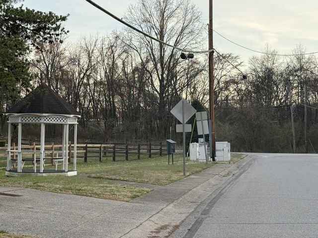 2712 Penn Meade Dr, Nashville, TN 37214