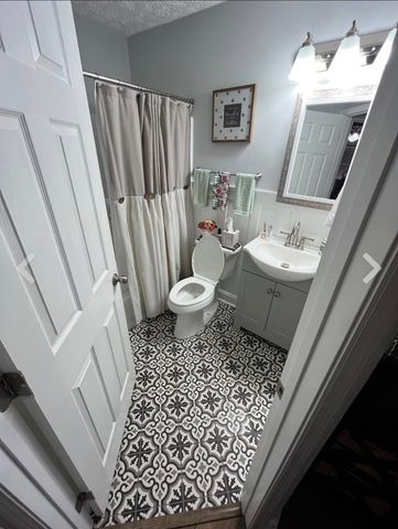 2712 Penn Meade Dr, Nashville, TN 37214