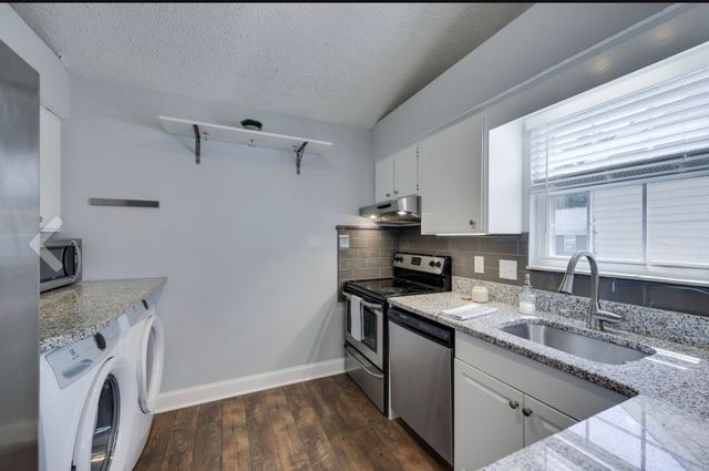 2712 Penn Meade Dr, Nashville, TN 37214