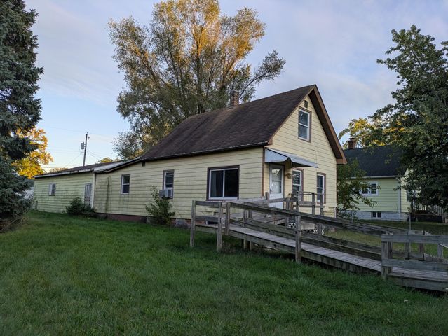 616 Cleveland Avenue, Michigan City, IN 46360