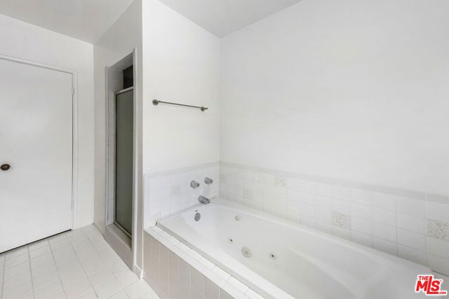 15508 Royal Ridge Road, Sherman Oaks, CA 91403