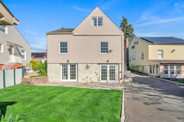 431 VAN RENSSALAER, Ridgefield, NJ 07657