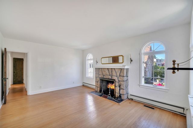 431 VAN RENSSALAER, Ridgefield, NJ 07657