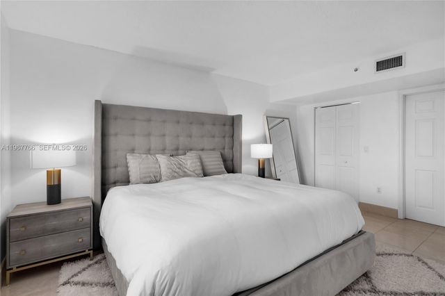 3000 Coral Way 1416, Miami, FL 33145