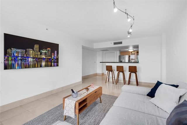 3000 Coral Way 1416, Miami, FL 33145