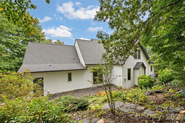 23 Clear Vista Drive, Asheville, NC 28805