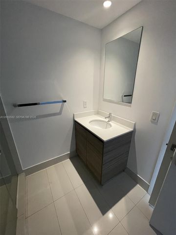 121 NE 34th Street 1810, Miami, FL 33137