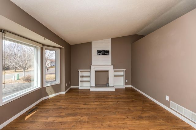 12203 Quinn Street NW, Coon Rapids, MN 55448