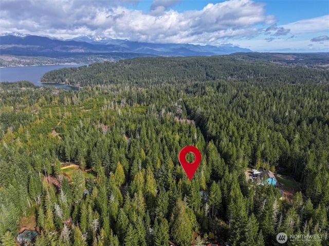 260 NE Kissin Tree Lane, Tahuya, WA 98588