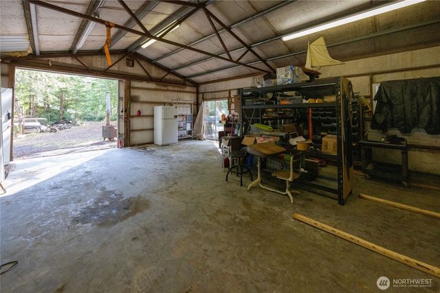 260 NE Kissin Tree Lane, Tahuya, WA 98588