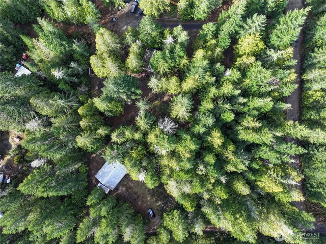 260 NE Kissin Tree Lane, Tahuya, WA 98588