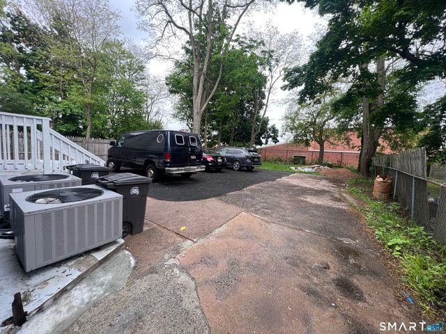 52 Admiral Street, New Haven, CT 06511