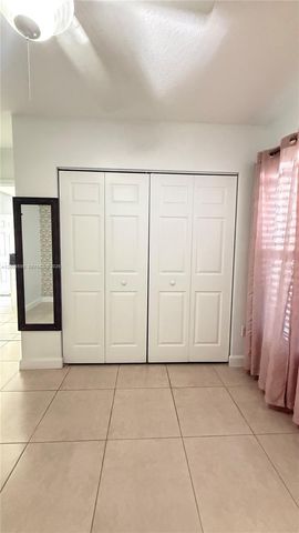 1018 Foster Rd, Hallandale Beach, FL 33009