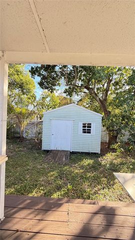 1018 Foster Rd, Hallandale Beach, FL 33009