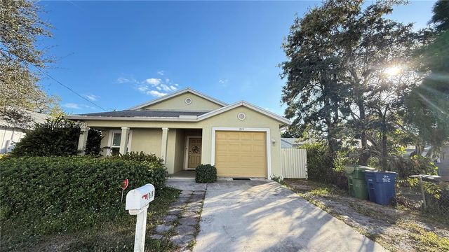 1018 Foster Rd, Hallandale Beach, FL 33009