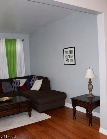 556 Compton Ave, Perth Amboy City, NJ 08861