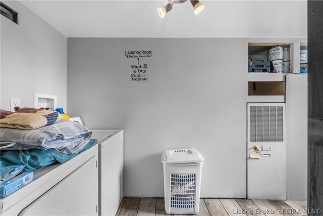 1619 McIntyre Road, New Washington, IN 47162