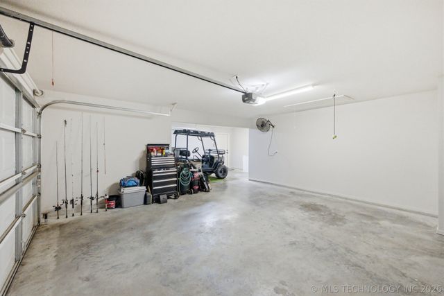 1542 E 137th Street, Glenpool, OK 74033