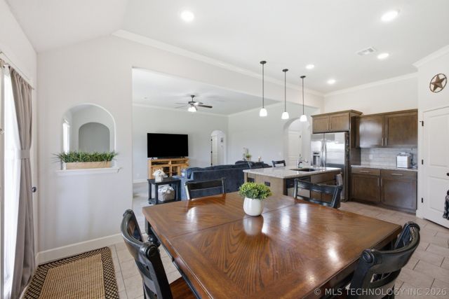 1542 E 137th Street, Glenpool, OK 74033