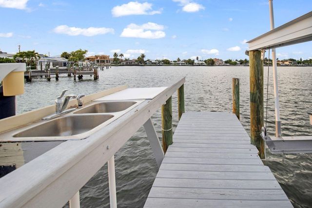 454 63RD STREET, Holmes Beach, FL 34217