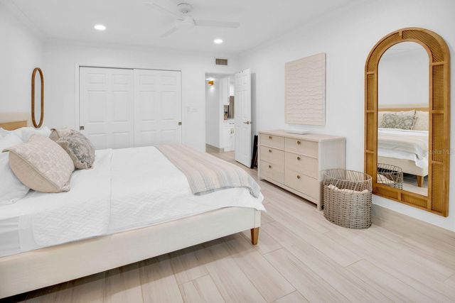 454 63RD STREET, Holmes Beach, FL 34217