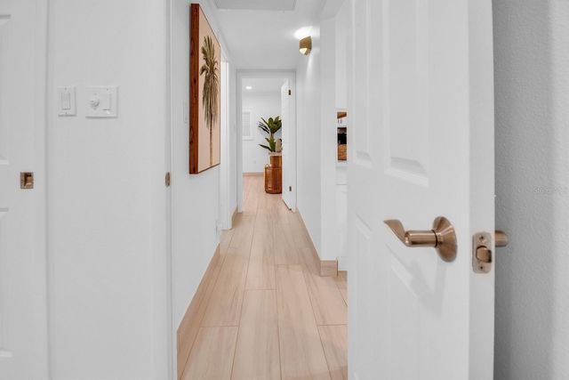 454 63RD STREET, Holmes Beach, FL 34217