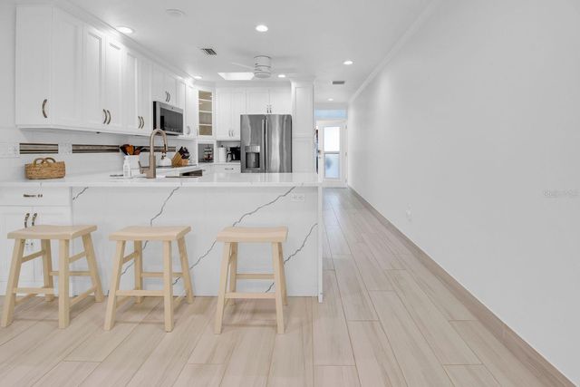 454 63RD STREET, Holmes Beach, FL 34217